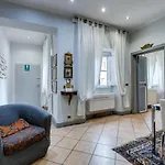 Casa Coronari *